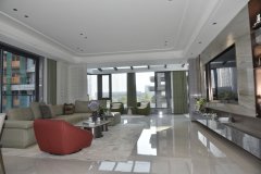 <b>亦可做为亲朋、把酒言欢的社交空间</b>